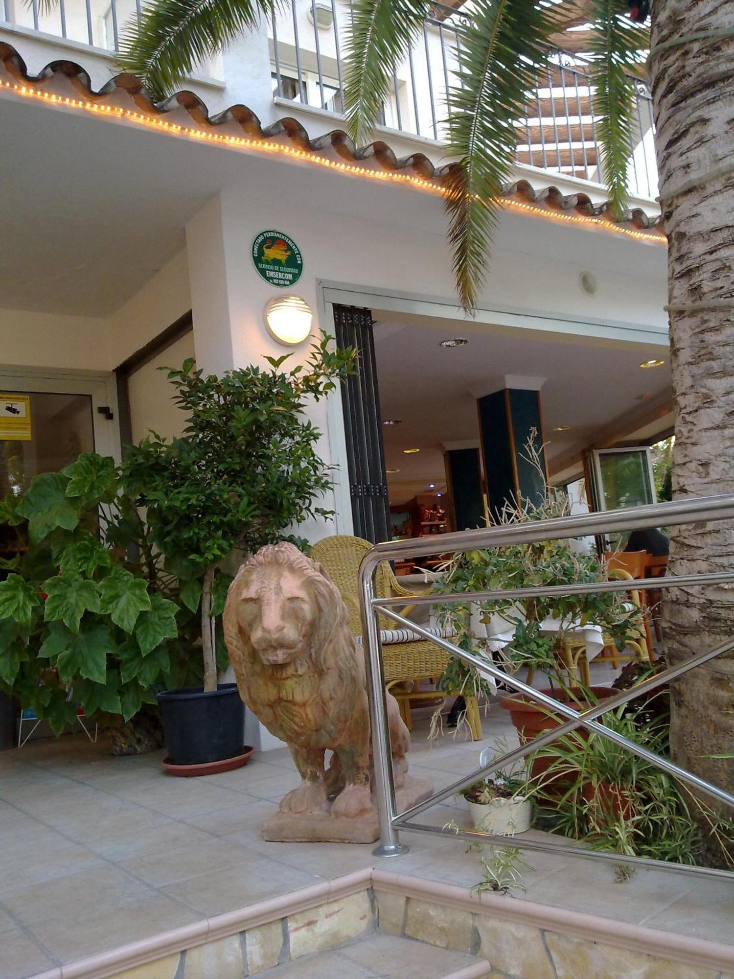 Hostal Leo D'Or Cala d'Or  Exterior photo